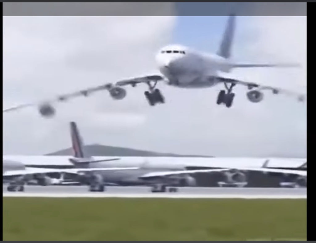 Round-trip airfair - Toronto to BKK